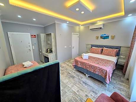 Triple Room with Balcony