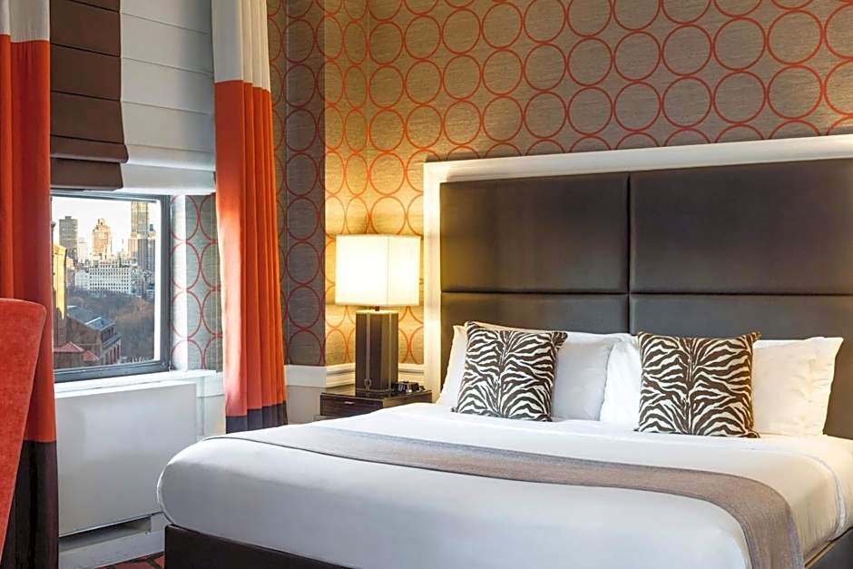 Empire Hotel