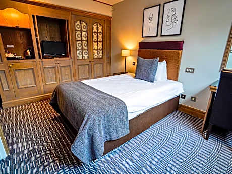 Single Room with Bath