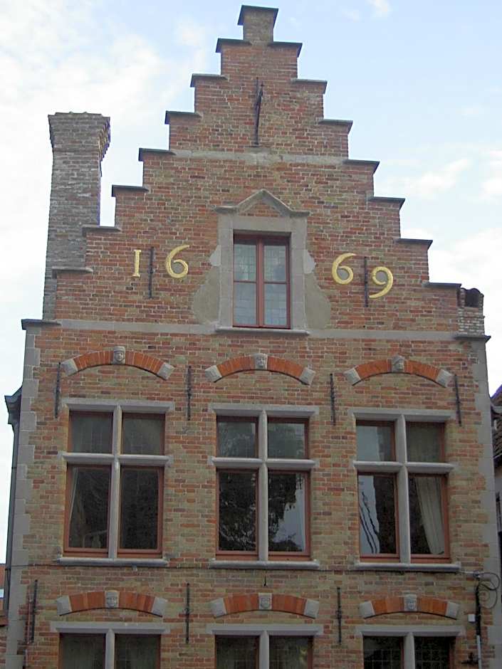 B&B 1669