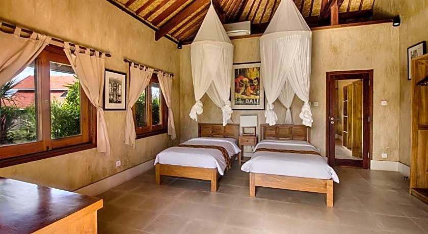 Three Monkeys Villas