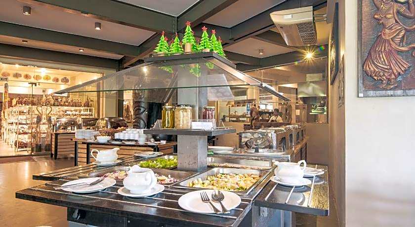 Oak Ray Regency Hotel