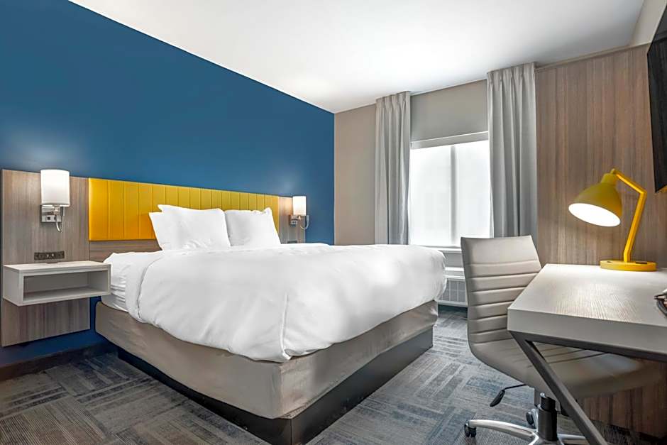 Comfort Inn & Suites