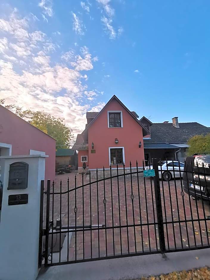 Bianka Hostel Spa & Car Rent Budapest