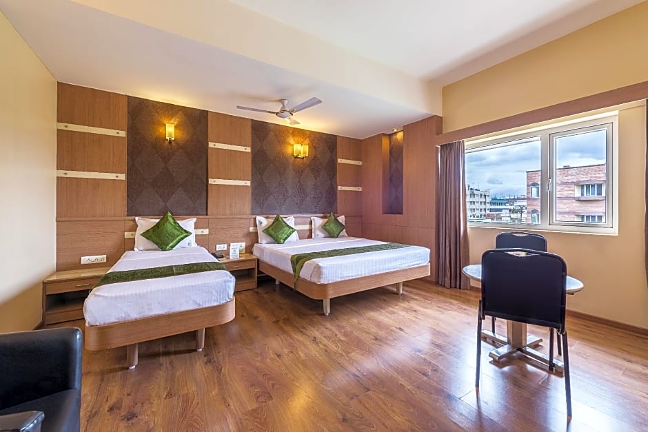 Treebo Trend Ess Grande