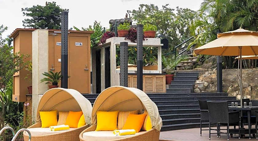 Chacha Inn - The Garden Retreat