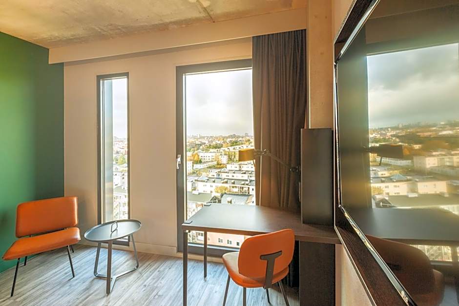 Holiday Inn - the niu, Fender Amsterdam By IHG