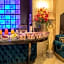 Queens Suite Hotel