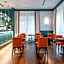 Glimpse Hotel