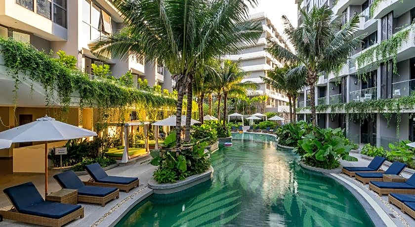 La Green Hotel & Residence