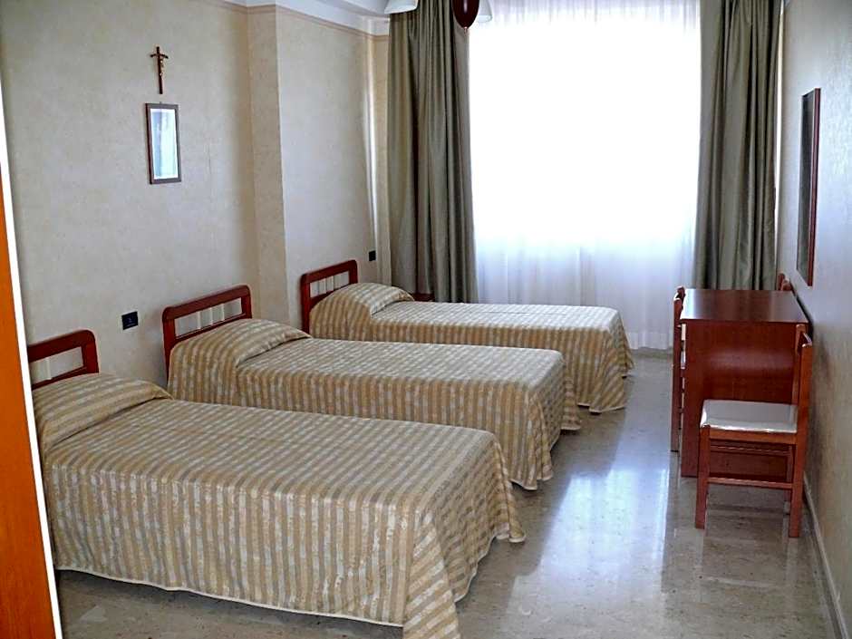 Albergo Casa Del Pellegrino