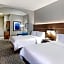 Holiday Inn Express Hotel & Suites Pryor