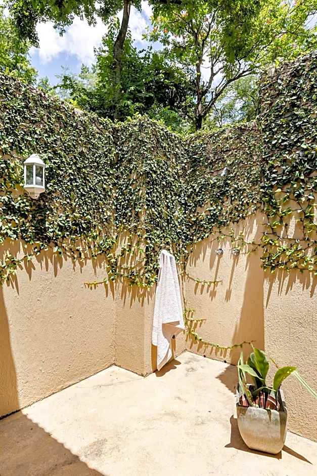 Perry's Bridge Hollow Boutique Hotel