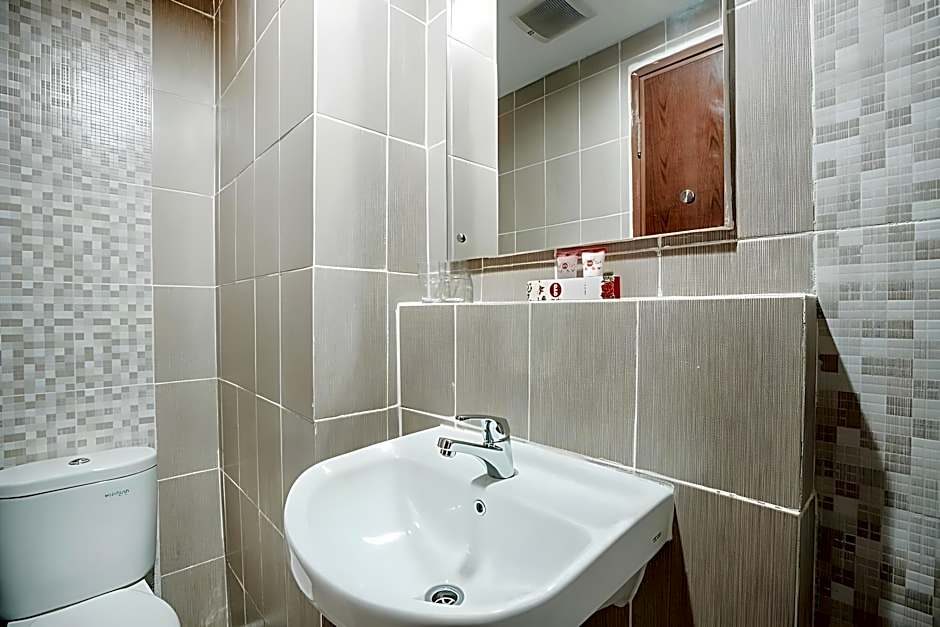 Collection O Cikarang Near President University Formerly Enviro