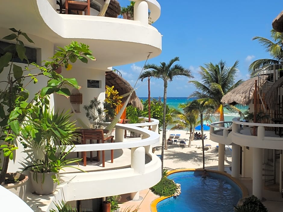 Playa Palms Beach Hotel