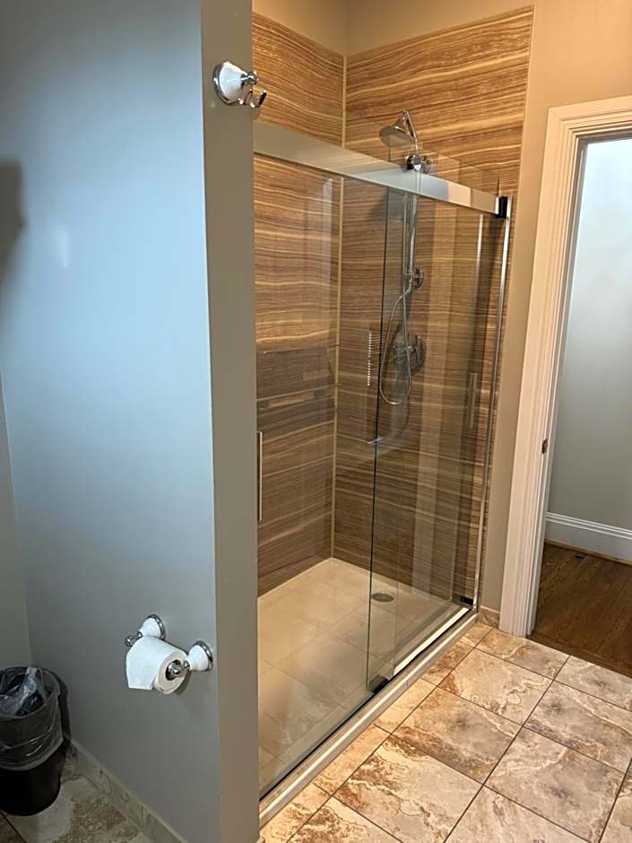 Normandy Farm Hotel & Conference Center