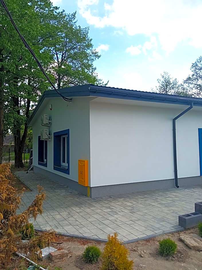 Szafir - NoclegiGrodziskPL