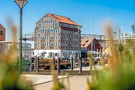 Old Mill Hotel