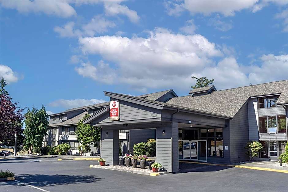 Best Western Plus Harbor Plaza And Conference Center