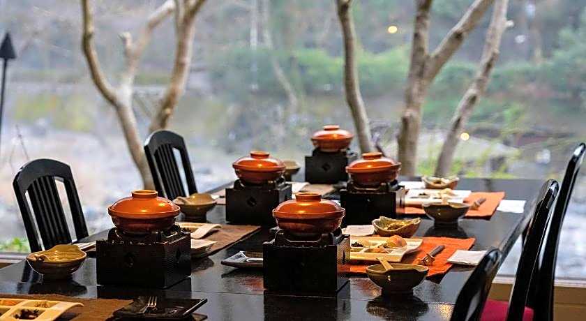 Yubara Onsen Hakkei
