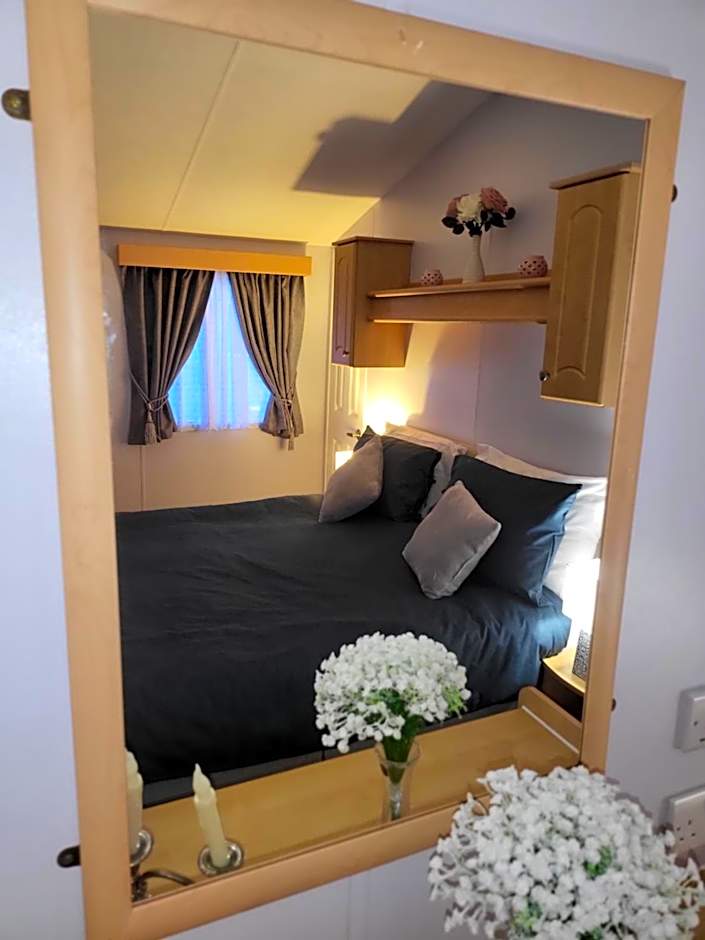 Vacation Escape - Valley Farm -Clacton-on-sea - Holiday Park