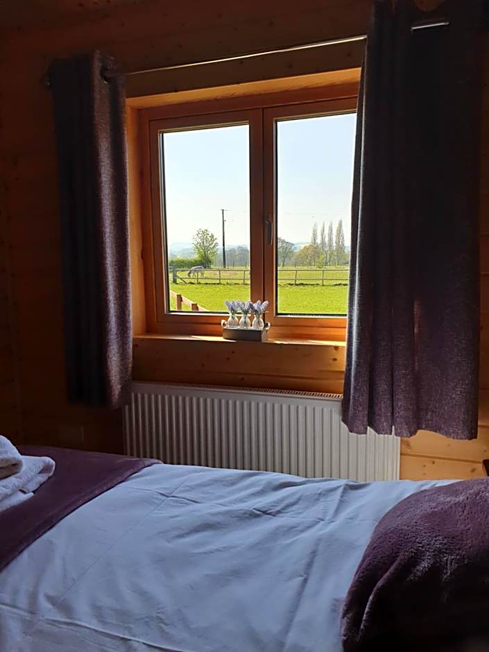 Ruth's Retreat Country Retreat with private hot tub