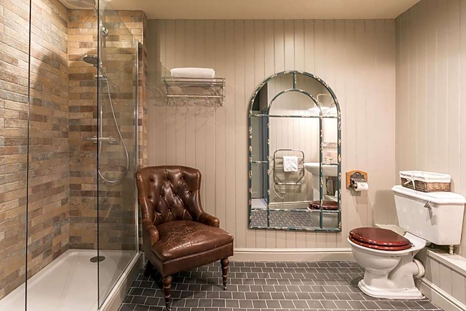 The Angel & Blue Pig