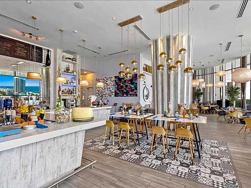 Beachside Contemporary Residence in Lyfe