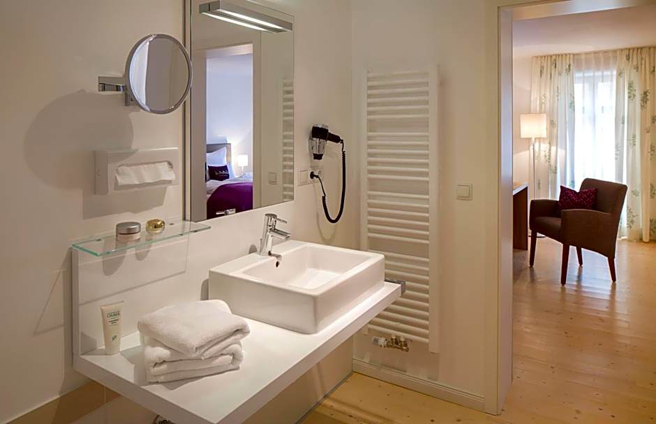 Hollerhöfe - Zu Gast im Dorf