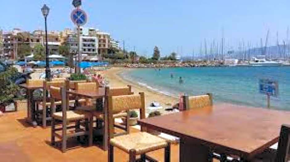 Naiades Marina Hotel