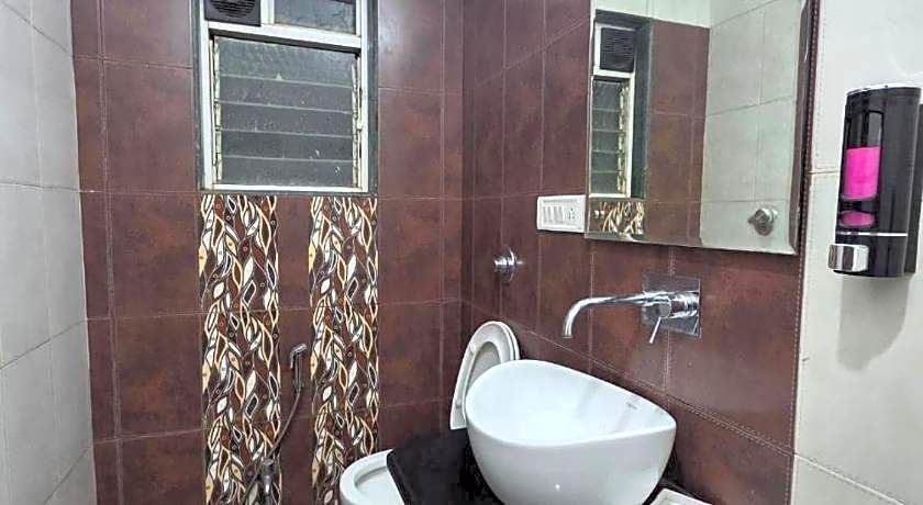 Cloud Green Residency