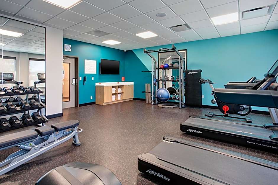 avid hotels - Detroit - Warren By IHG