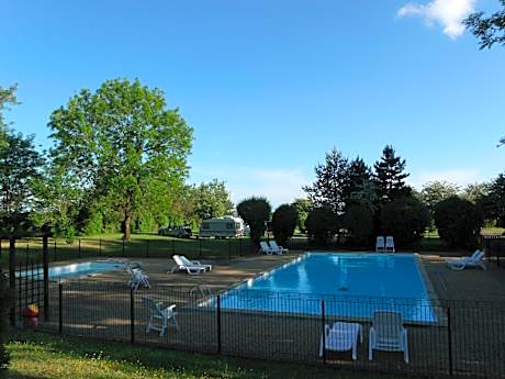 Camping de la Croix d'Arles