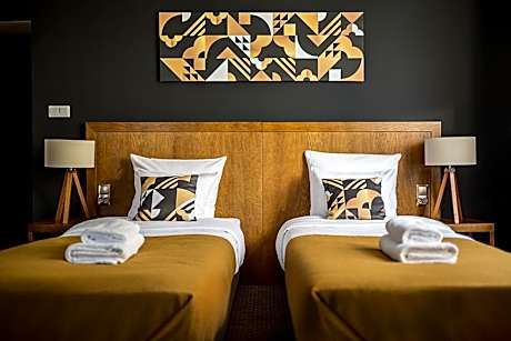 Double or Twin Room with Courtyard View