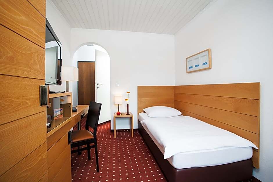 Hotel.Pension.Golingen