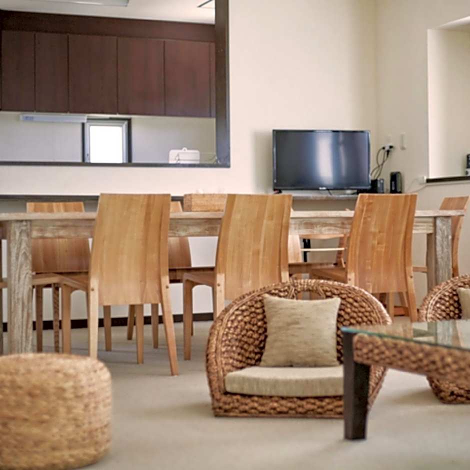Scallop Beach Condominium