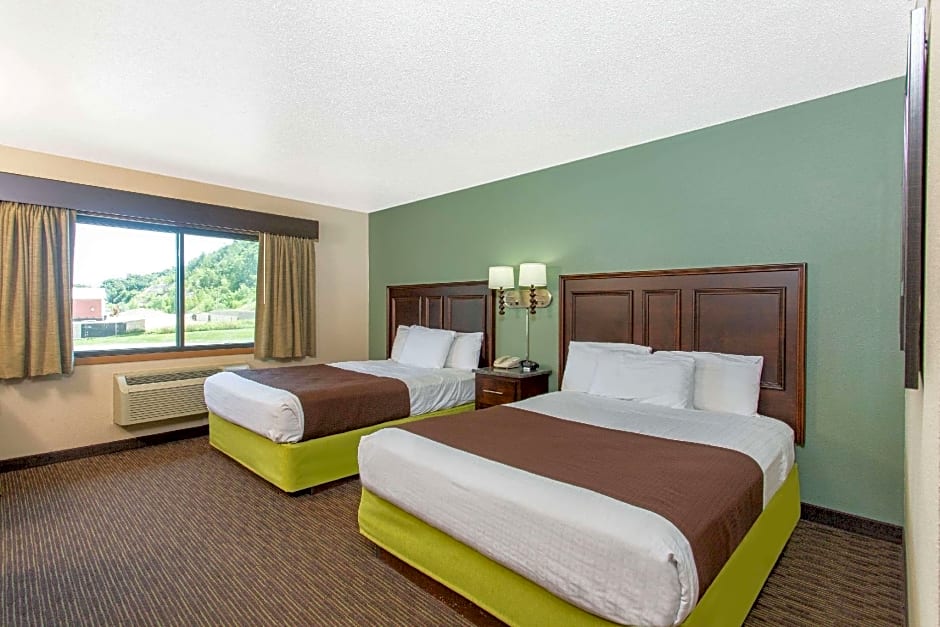 AmericInn by Wyndham West Salem