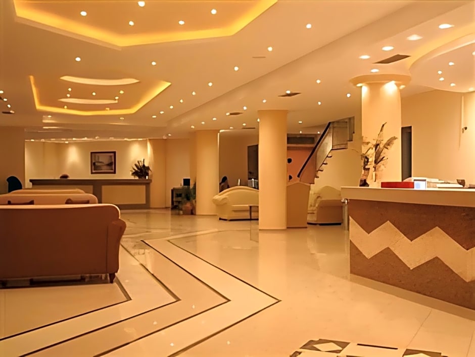 Lavris Hotels