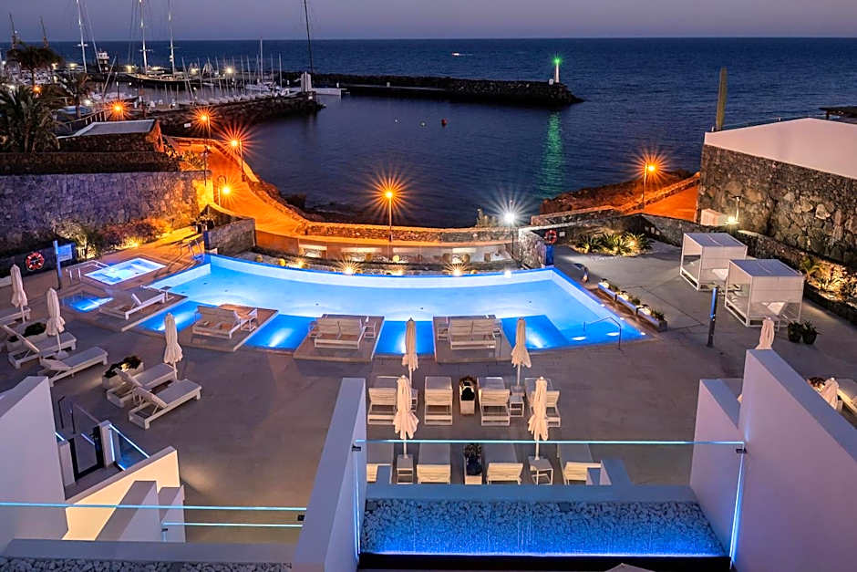 Royal Marina Suites Boutique Hotel