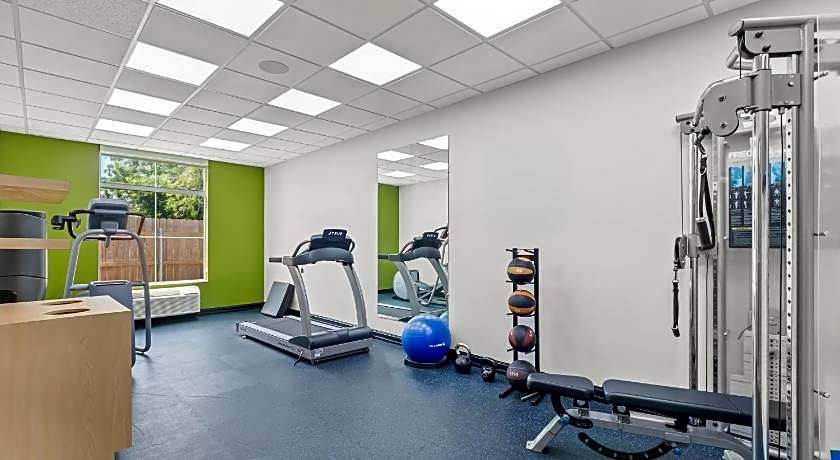 Spark by Hilton Victoria