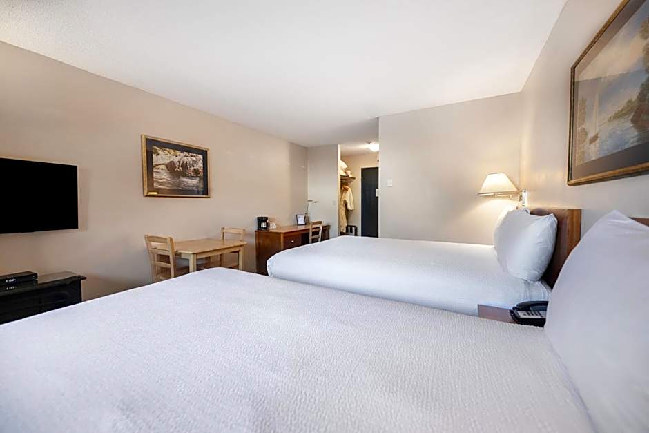 Sidney Waterfront Inn & Suites