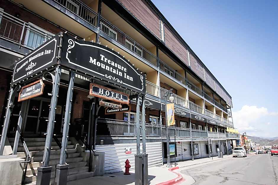Photo 1 of 50 of Treasure Mountain Inn