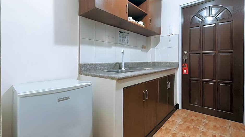 L Mansion 2 Palanan Makati City