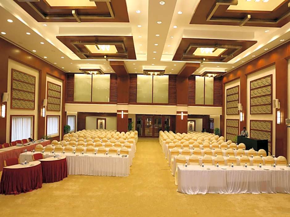 Hotel Airlink Castle