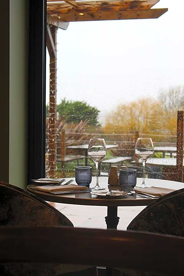 The Crescent Turner Hotel