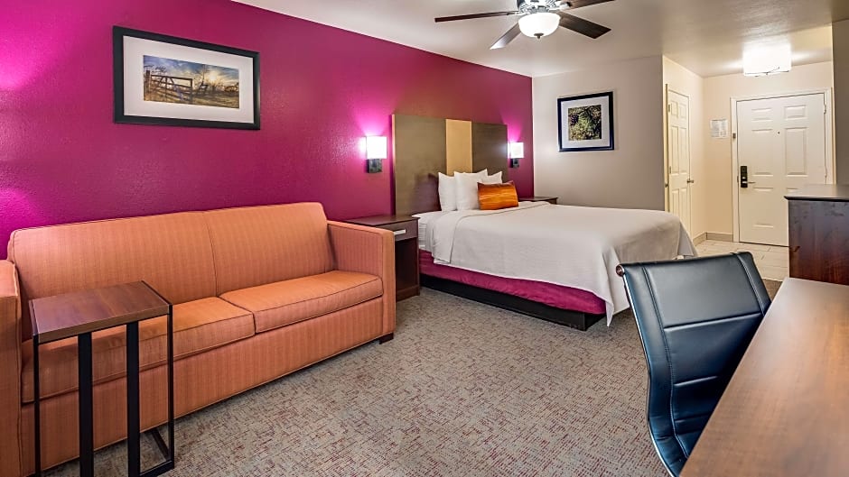Photo 1 of 1 of 1 King Bed, Accessible