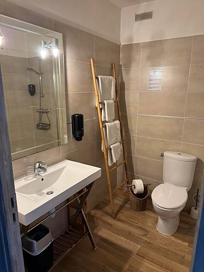 Hotel Cyrnea