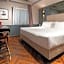 The Glam Boutique Hotel & Apt