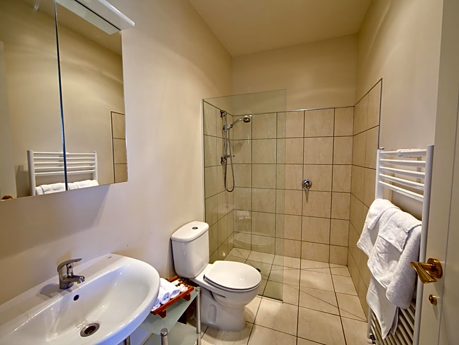 Websters on Wanaka Lodge