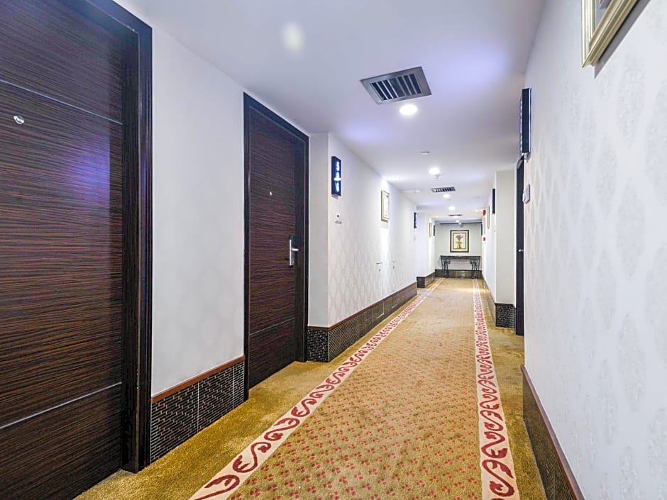 New World Hotel